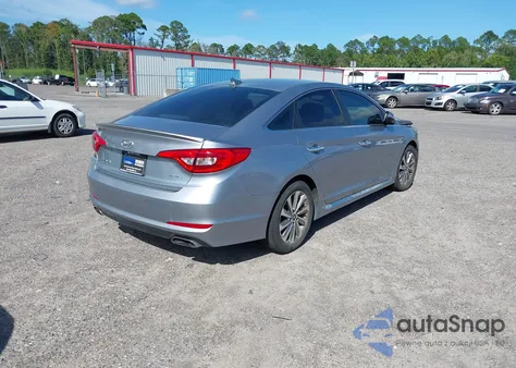 2017 Hyundai Sonata Sport z USA, uszkodzony, nr VIN 5NPE34AF7HH568901